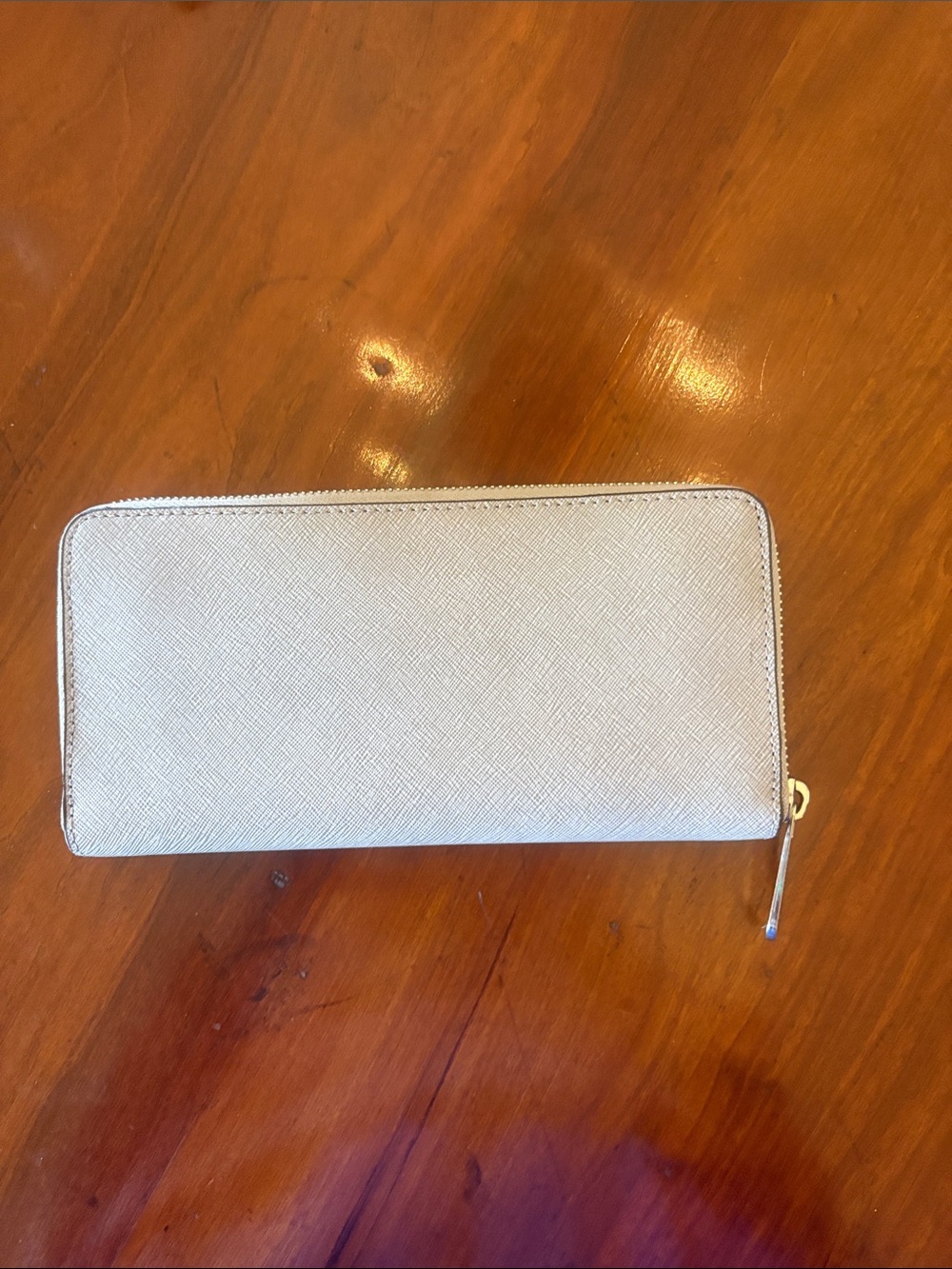 Michael Kors Women’s Zip Around Wallet - Picture 7 of 8